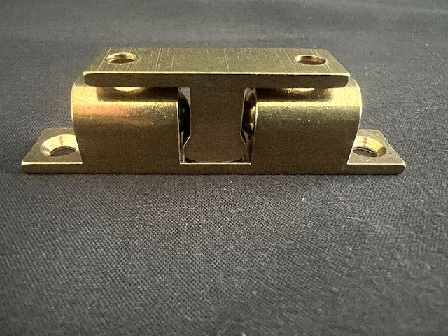 Door Brass Catch - 514530 - Compatible with Primus, Lavamac, Speed Queen and Huebsch.